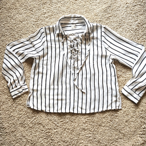 Paper Crane Tops - Anthropologie Paper Crane Blouse Size L lace up front white with black stripes